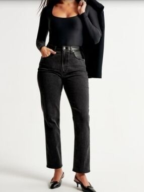 Abercrombie & Fitch The Ankle Straight Ultra High Rise Black Denim Jeans